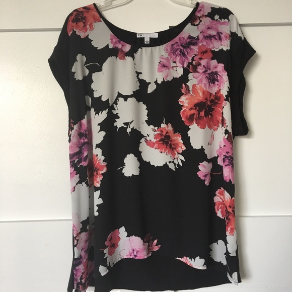 DR2 Short Sleeved Blouse - Picture 1 of 3